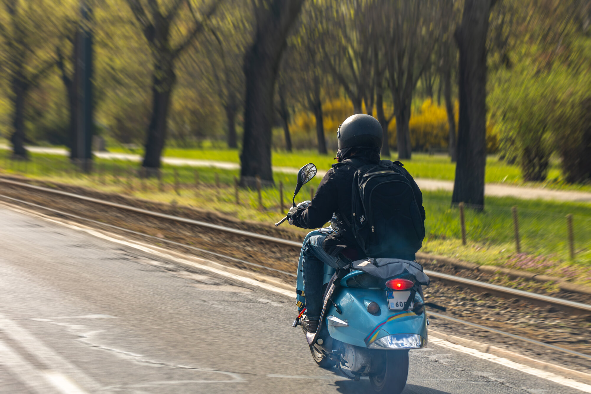 Conduire legalement en scooter en Thailande avec un permis local